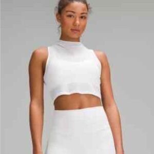 NWT Lululemon Keyhole Mesh Tank size 4